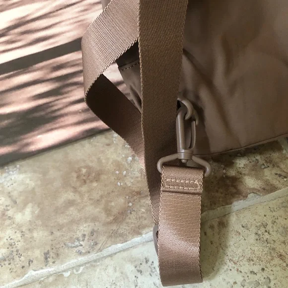 Stylish Tan Sling Bag - Picture 11 of 13